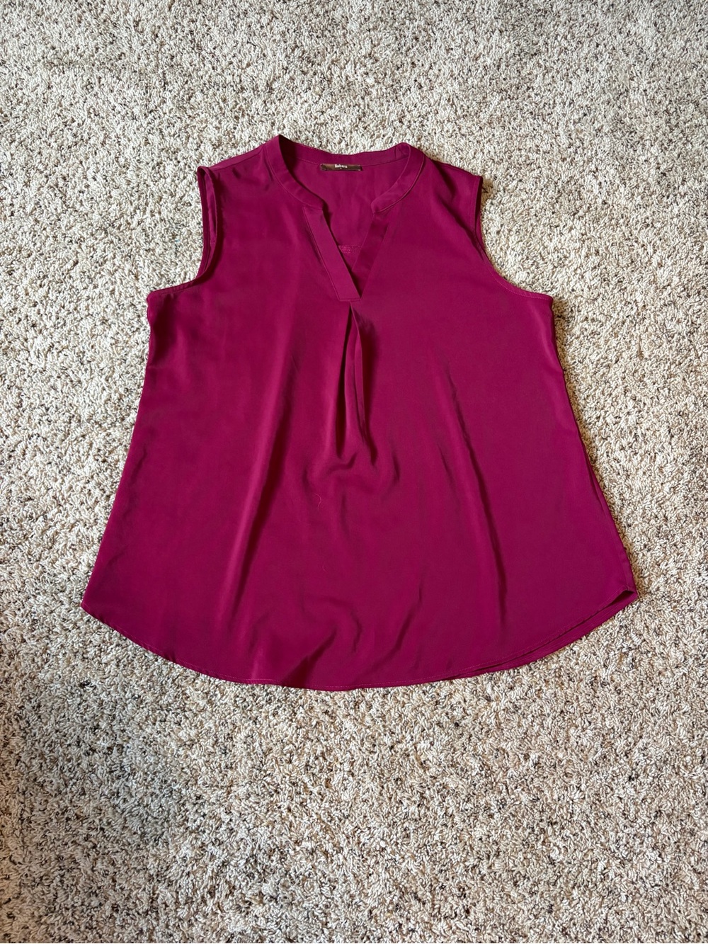 Sleeveless V-Neck Pleat Camisole in Deep Berry